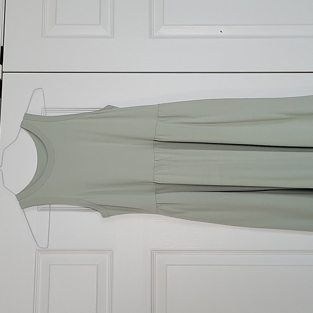 Cute midi sundress